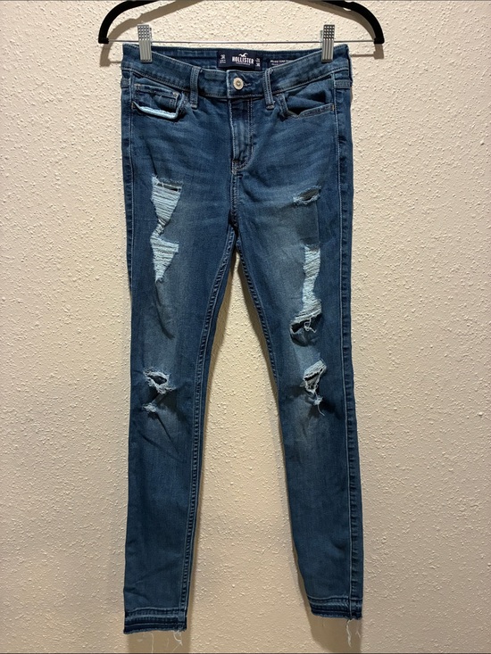 Hollister Denim - Hollister Women's Ripped Skinny Jeans - Medium Blue